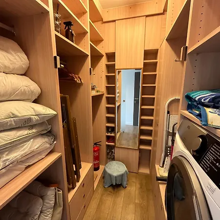 דירה Modern 1-bedroom With Sea View In T92 אוסטנדה